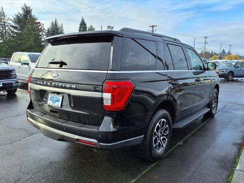 Certified 2023 Ford Expedition XL image 4
