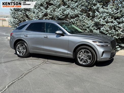 Used 2025 Genesis GV70 2.5T image 12