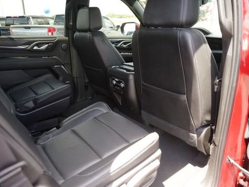 Used 2023 GMC Yukon Denali AWD/4WD image 17