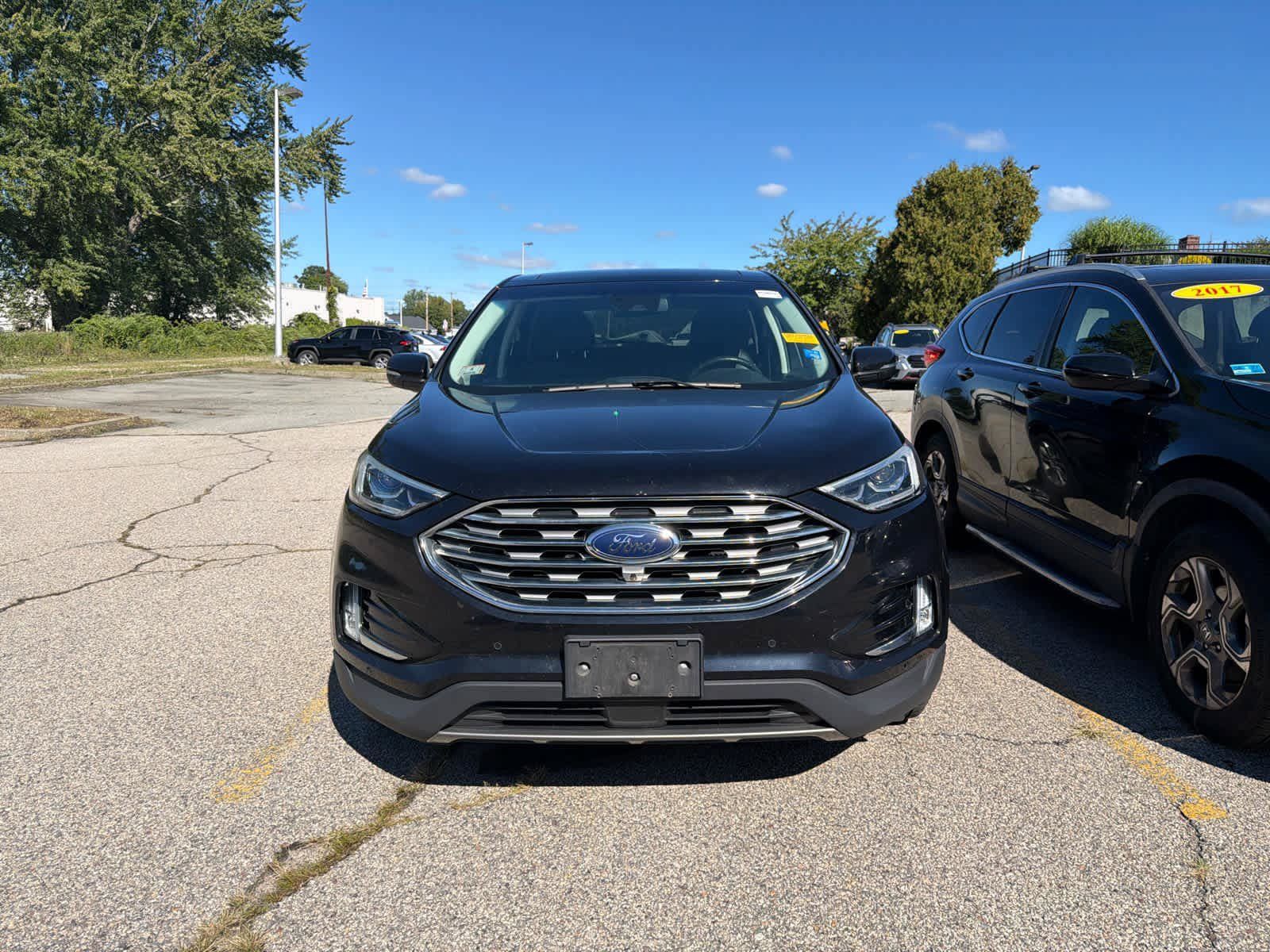 Used 2019 Ford Edge Titanium w/ Equipment Group 301A AWD/4WD image 5