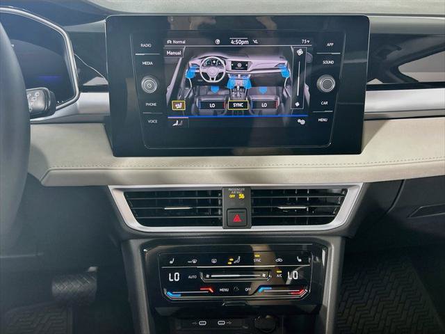 New 2027 Volkswagen Taos SE AWD/4WD image 15