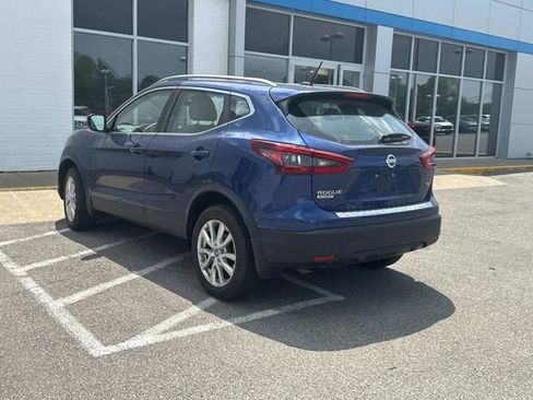 Used 2022 Nissan Rogue Sport SV FWD image 6