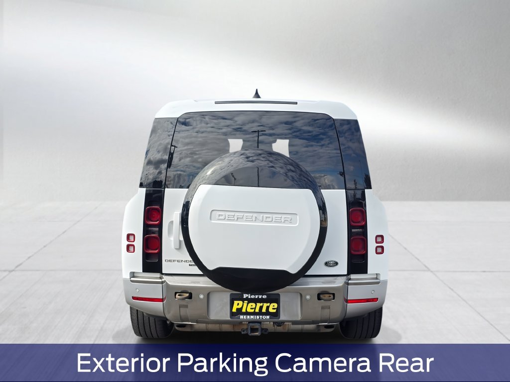 Used 2023 Land Rover Defender 130 SE AWD/4WD image 5