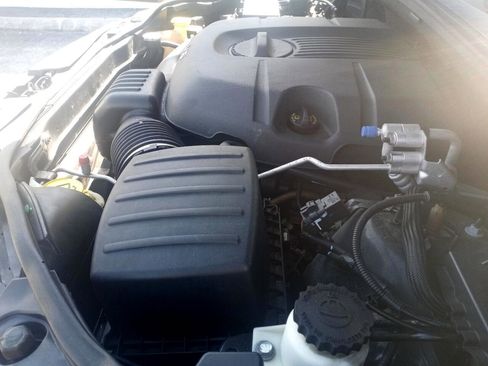 Used 2012 Jeep Grand Cherokee Overland image 33