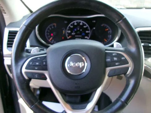 Used 2015 Jeep Grand Cherokee Limited AWD/4WD image 17