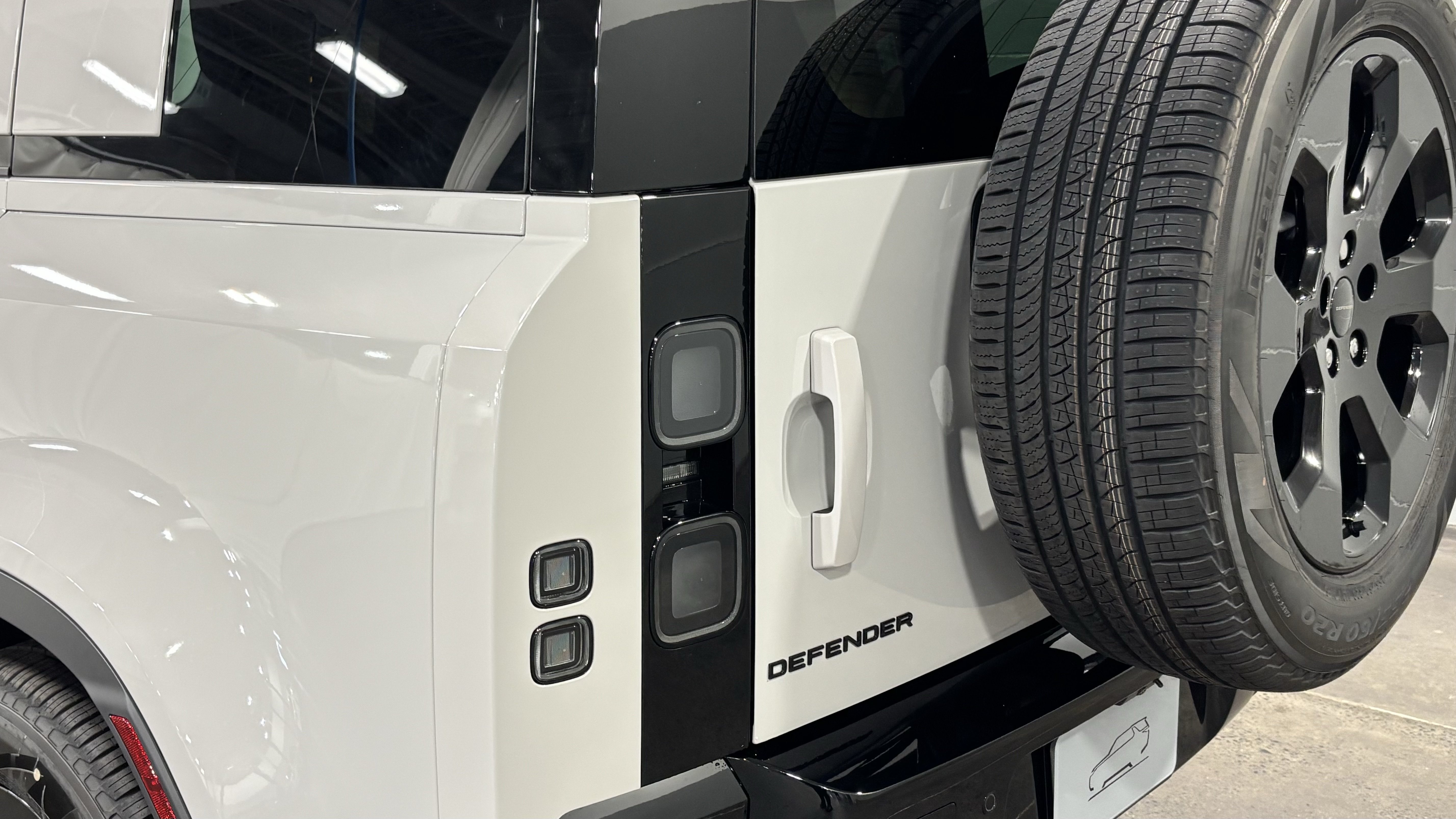 New 2026 Land Rover Defender 110 S AWD/4WD image 17