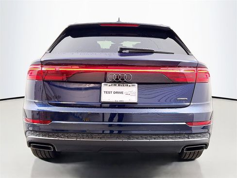 New 2025 Audi Q8 Premium image 6
