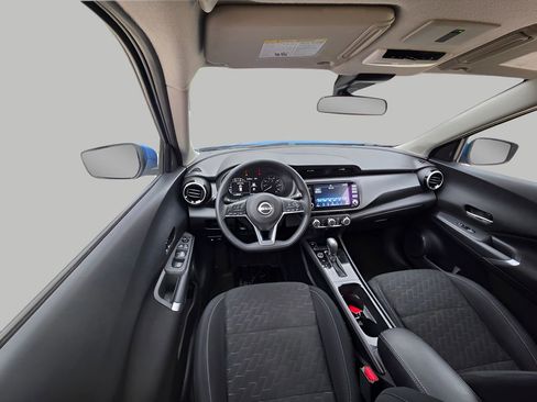 Used 2024 Nissan Kicks SV image 13