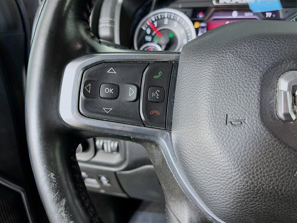 Used 2022 RAM 1500 Laramie AWD/4WD image 14