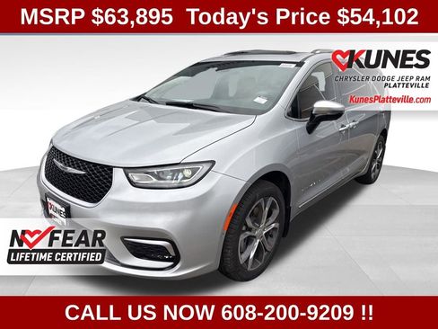 New 2026 Chrysler Pacifica Pinnacle w/ Trailer Tow Group image 1