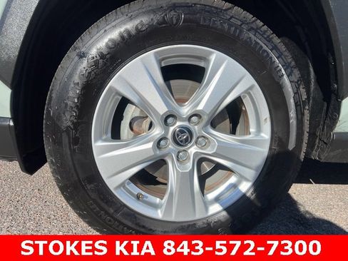 Used 2020 Toyota RAV4 XLE image 10