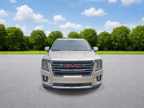 Used 2023 GMC Yukon XL SLT w/ LPO, Floor Liner Package RWD image 2