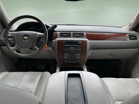 Used 2013 Chevrolet Silverado 2500 LTZ w/ LTZ Plus Package image 9