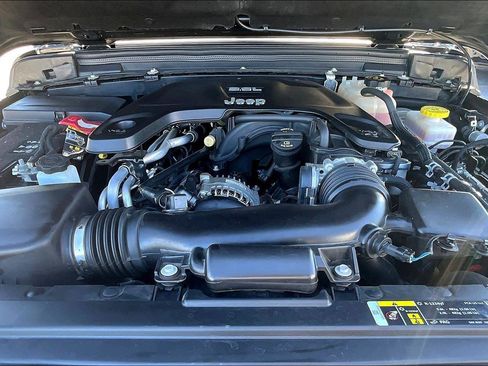 Used 2020 Jeep Wrangler Unlimited Sport S image 21