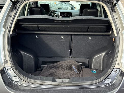 Used 2013 Nissan Leaf SL w/ Premium Pkg FWD image 11