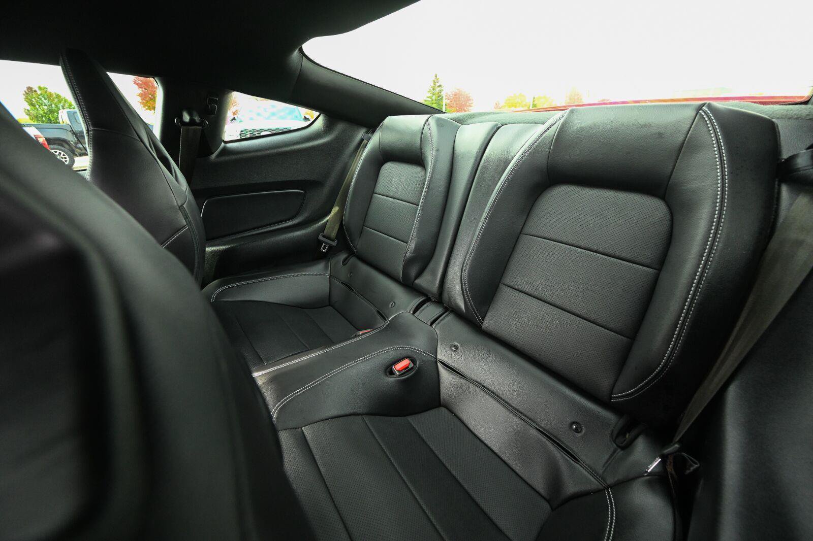 Used 2022 Ford Mustang GT Premium w/ GT Performance Package RWD image 21