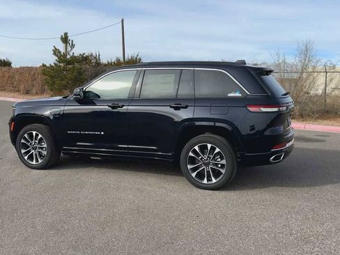 New 2024 Jeep Grand Cherokee Overland w/ Advanced Protech Group III image 8