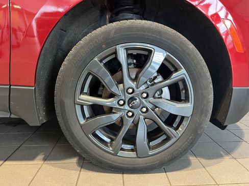 Used 2024 Chevrolet Equinox RS AWD/4WD image 9