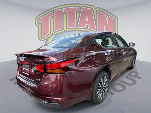Certified 2023 Nissan Altima 2.5 SV AWD/4WD image 2