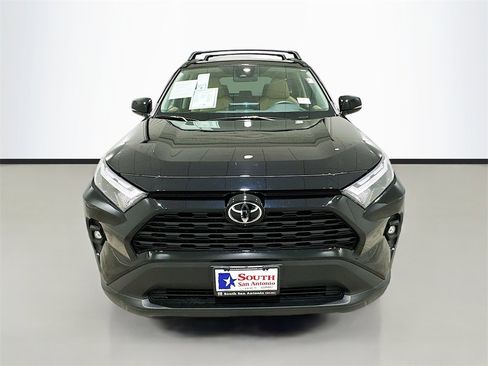 Used 2025 Toyota RAV4 XLE Premium image 2