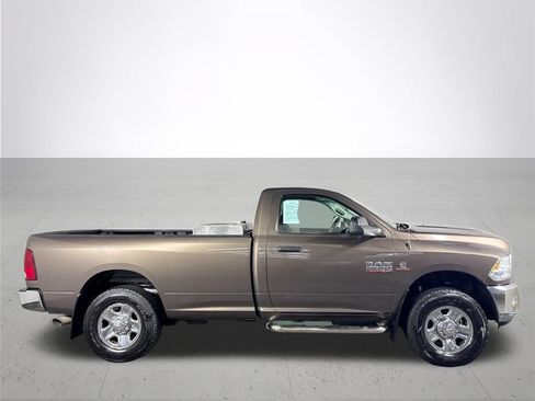 Used 2018 RAM 2500 SLT w/ Popular Equipment Group AWD/4WD image 5