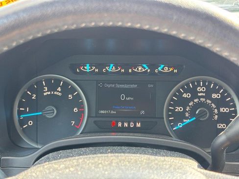 Used 2018 Ford F150 XLT w/ Equipment Group 302A Luxury AWD/4WD image 20