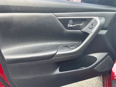 Used 2017 Nissan Altima 2.5 S w/ Power Driver Seat Package image 9