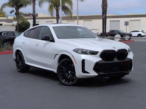 New 2026 BMW X6 M60i AWD/4WD image 2