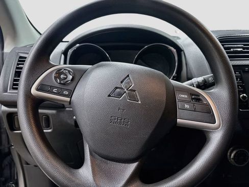 Used 2020 Mitsubishi Outlander Sport ES FWD image 11