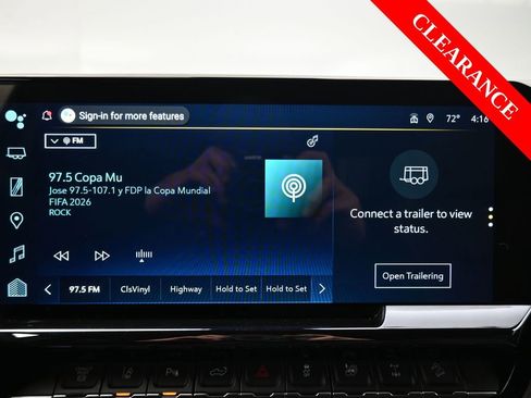 Used 2025 Chevrolet Silverado 2500 ZR2 w/ Technology Package image 20