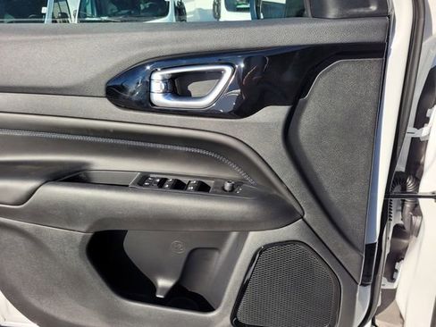 New 2026 Jeep Compass Latitude image 21