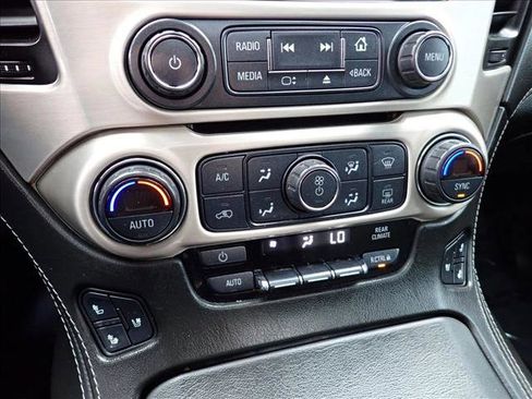 Used 2019 GMC Yukon XL Denali image 23