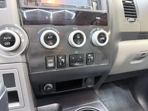 Used 2016 Toyota Sequoia SR5 w/ Premium Package AWD/4WD image 21