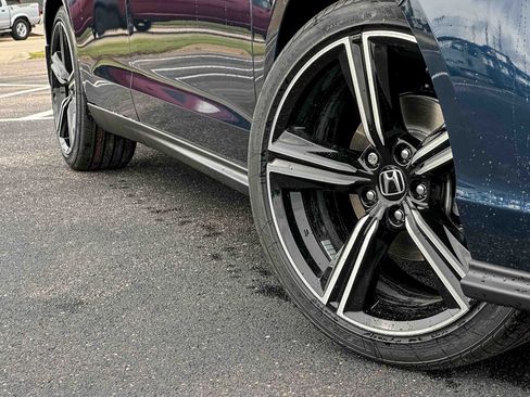 Used 2026 Honda Accord SE image 3