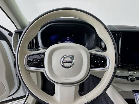 Used 2023 Volvo XC60 B6 Ultimate w/ Climate Package image 12