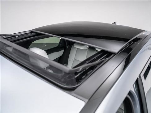 New 2026 Land Rover Range Rover Velar S image 14