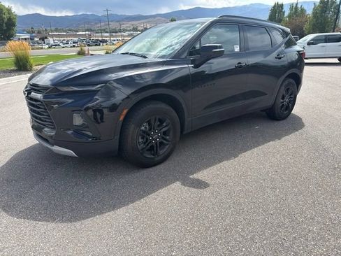 Used 2022 Chevrolet Blazer LT AWD/4WD image 1