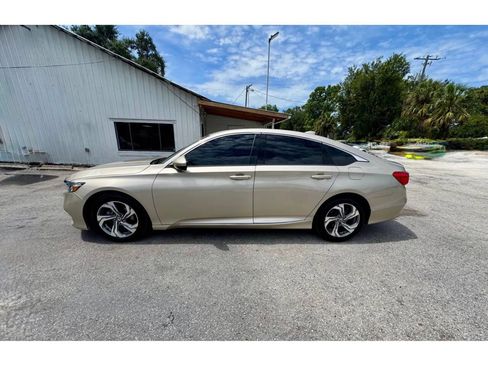 Used 2020 Honda Accord EX image 6