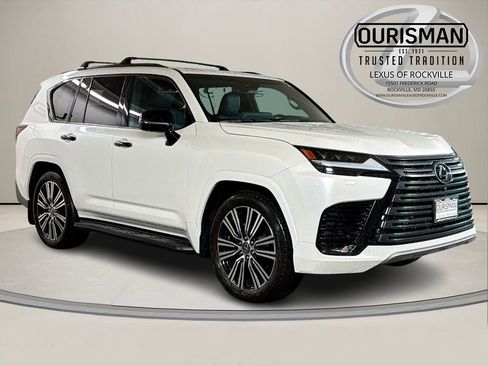 Used 2024 Lexus LX 600 4WD w/ Appearance Package image 1