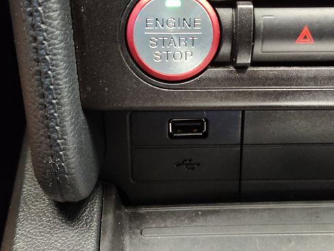 Used 2019 Ford Mustang Coupe RWD image 20