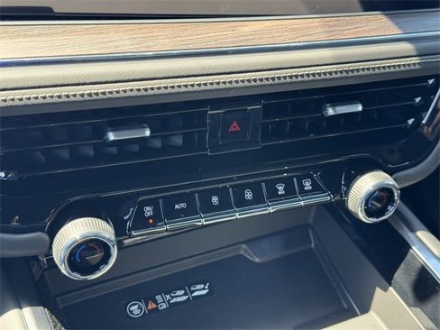 New 2025 Chevrolet Tahoe Premier image 15