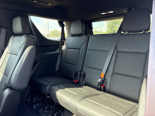 Used 2021 GMC Yukon Denali w/ Denali Premium Package AWD/4WD image 19