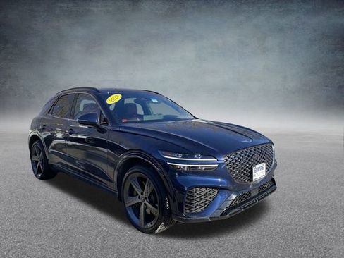 Used 2023 Genesis GV70 2.5T w/ Sport Prestige Package AWD/4WD image 4