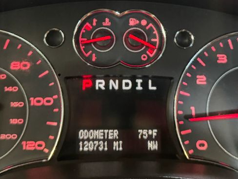 Used 2008 Pontiac Torrent 2WD image 17