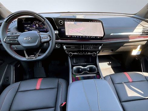 New 2026 Chevrolet Traverse RS w/ LPO, Floor Liner Package image 5