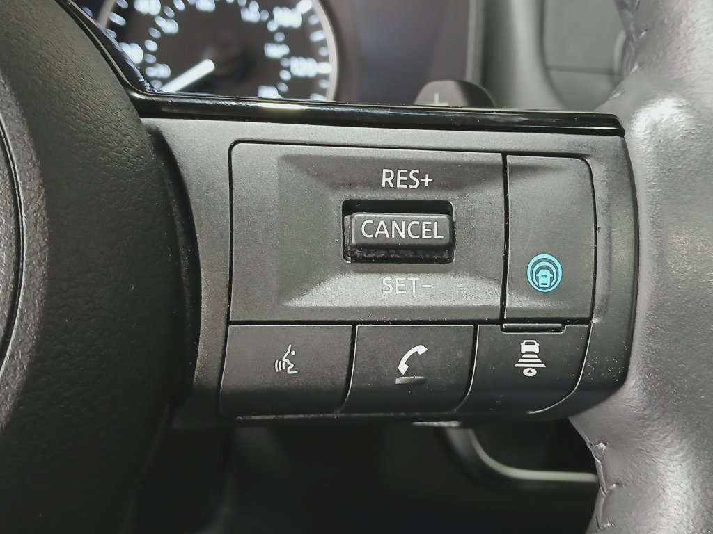Used 2023 Nissan Rogue SV w/ SV Premium B Package AWD/4WD image 30