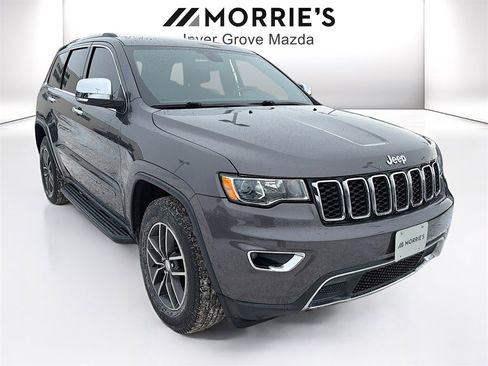 Used 2018 Jeep Grand Cherokee Limited image 3