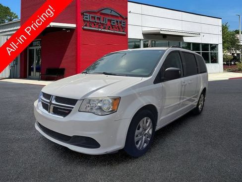 Used 2016 Dodge Grand Caravan SE w/ Quick Order Package 29E SE FWD image 1