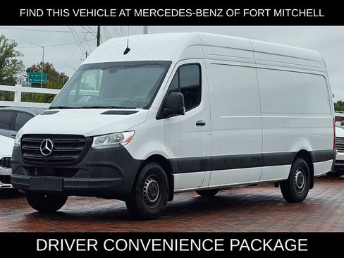 Used 2024 Mercedes-Benz Sprinter 2500 image 1