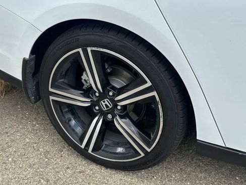 Used 2023 Honda Accord Sport image 14
